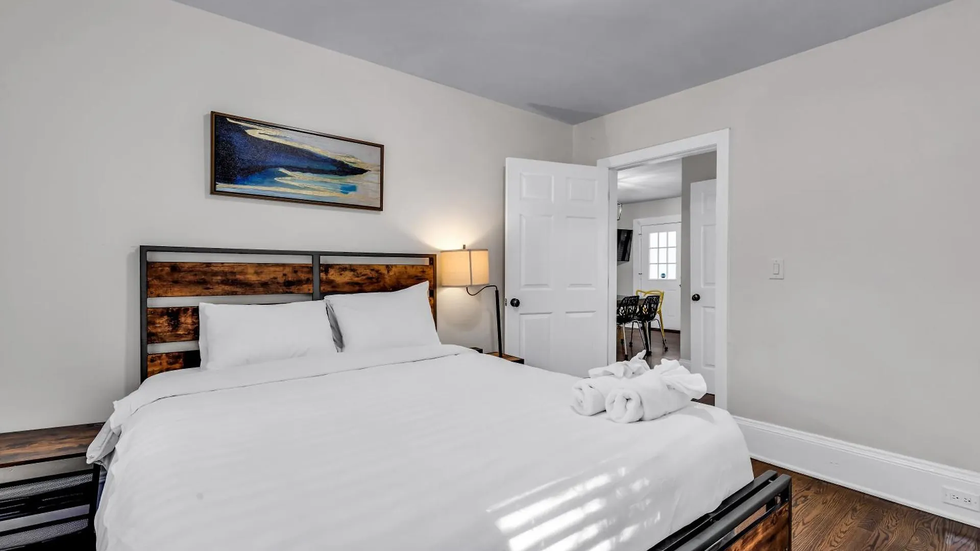 Charlotte Luxury Home Noda