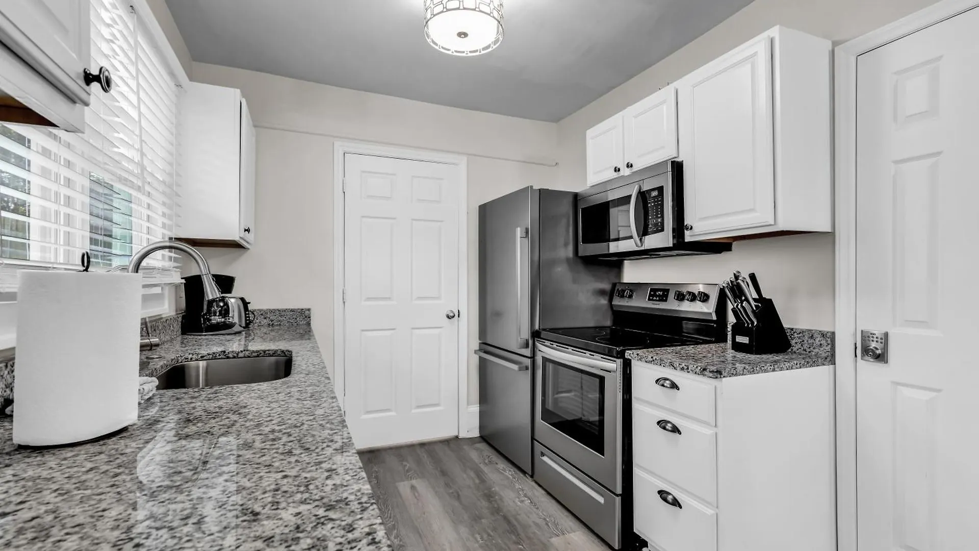 Charlotte Luxury Home Noda